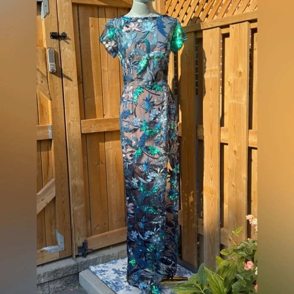 🆕 BRONX & BANCO🧿 NWOT Zinnia Side-Split Sequin Embroidered Gown, Navy Sz S US4 - Picture 8 of 13